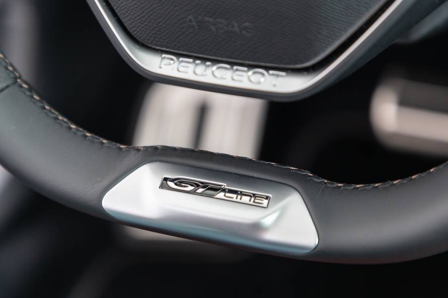 Nekad poslovnjak, a danas je Peugeot 508 atraktivan kupe