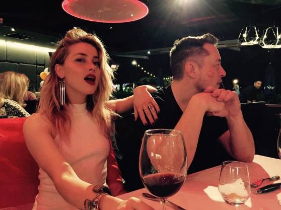 Amber Heard i Elon Musk su potvrdili vezu, pa izazvali kaos