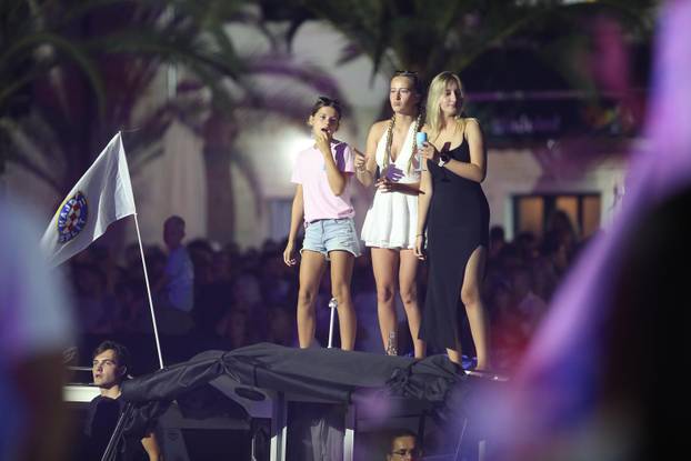 Vela Luka: Održan koncert "Trag u beskraju" posvećen Oliveru Dragojeviću
