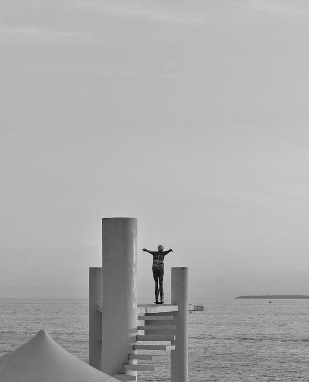 FOTO Kakvi prizori! Restoran na stijeni pruža pogled i iskustvo o kojem mnogi sanjaju