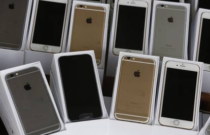 Apple na zlatu iz recikliranih mobitela zaradio 40 mil. dolara