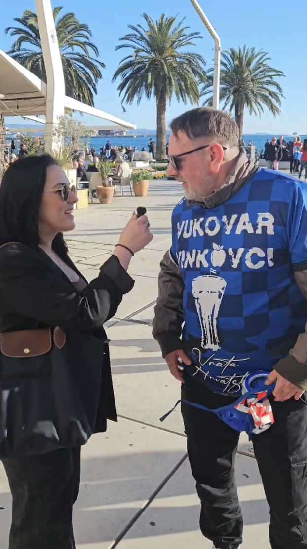 FOTO/VIDEO Navijači gradom prolaze s ogromnom zastavom! U navijačkoj zoni i Iris Livaja...