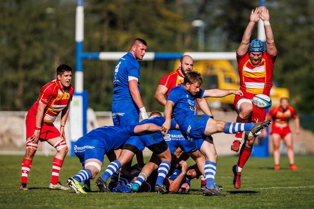 Predsjednik Milanović posjetio Sinj i pogledao  rugby utakmicu između klubova Sinj i Mladost 