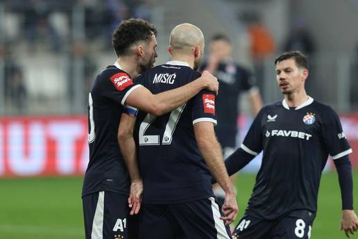 Osijek - Dinamo 0-3: Uvjerljiva pobjeda 'modrih'! Sopi&cacute; i dalje &ccaron;eka prvu pobjedu s Osje&ccaron;anima