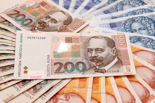 Kad se isplaćuju državni poticaji za dobrovoljnu mirovinsku štednju i koliko iznose?