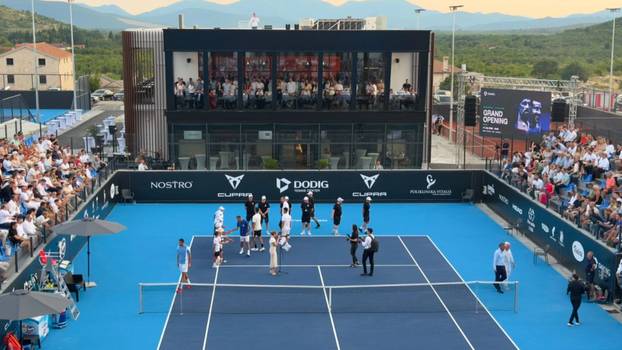 FOTO Novak Đoković pjevao i 'prosvjedovao' u Međugorju: Kumovi žele dovesti i ATP turnir