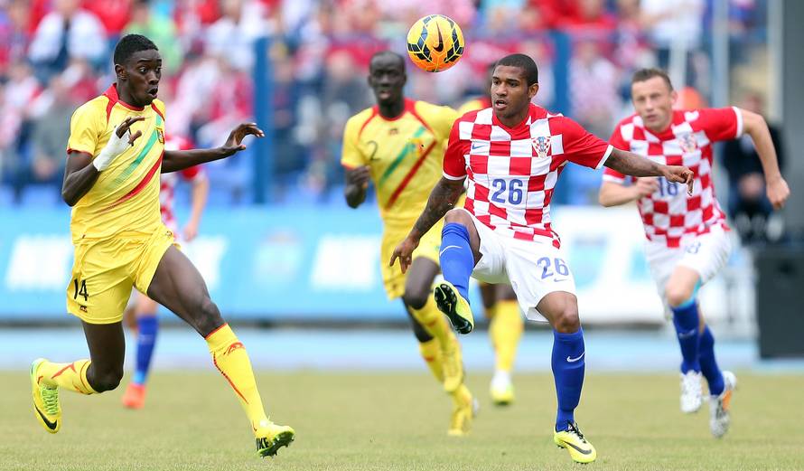 Osijek: Prijateljska nogometna utakmica Hrvatska - Mali uo?i SP u Brazilu