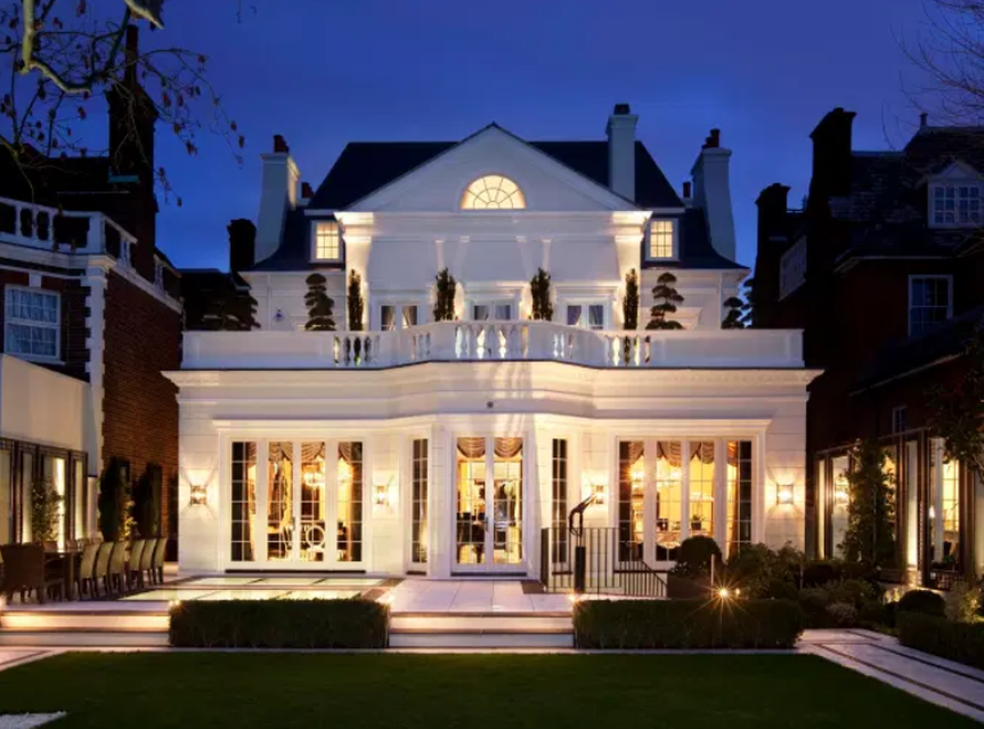 Fury vs Joshua luksuz - Ferrari, Rolls Royce, Audemars Piguet...