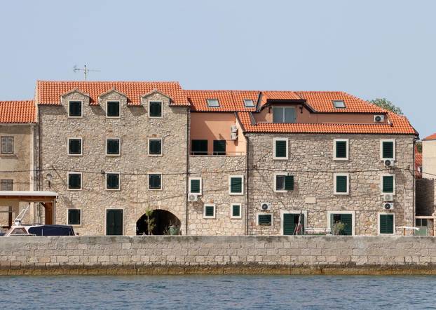 FOTO Ovo je najniži naseljeni otok u Hrvatskoj: Znate li po čemu je još poseban?