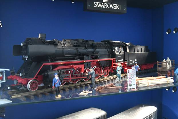 Izložba Virovitica voli vlakove