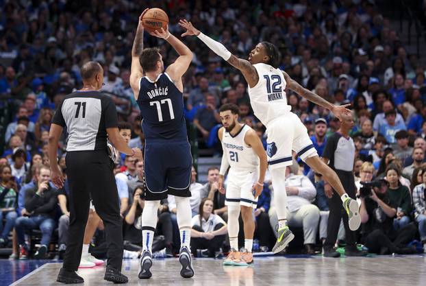 NBA: Memphis Grizzlies at Dallas Mavericks