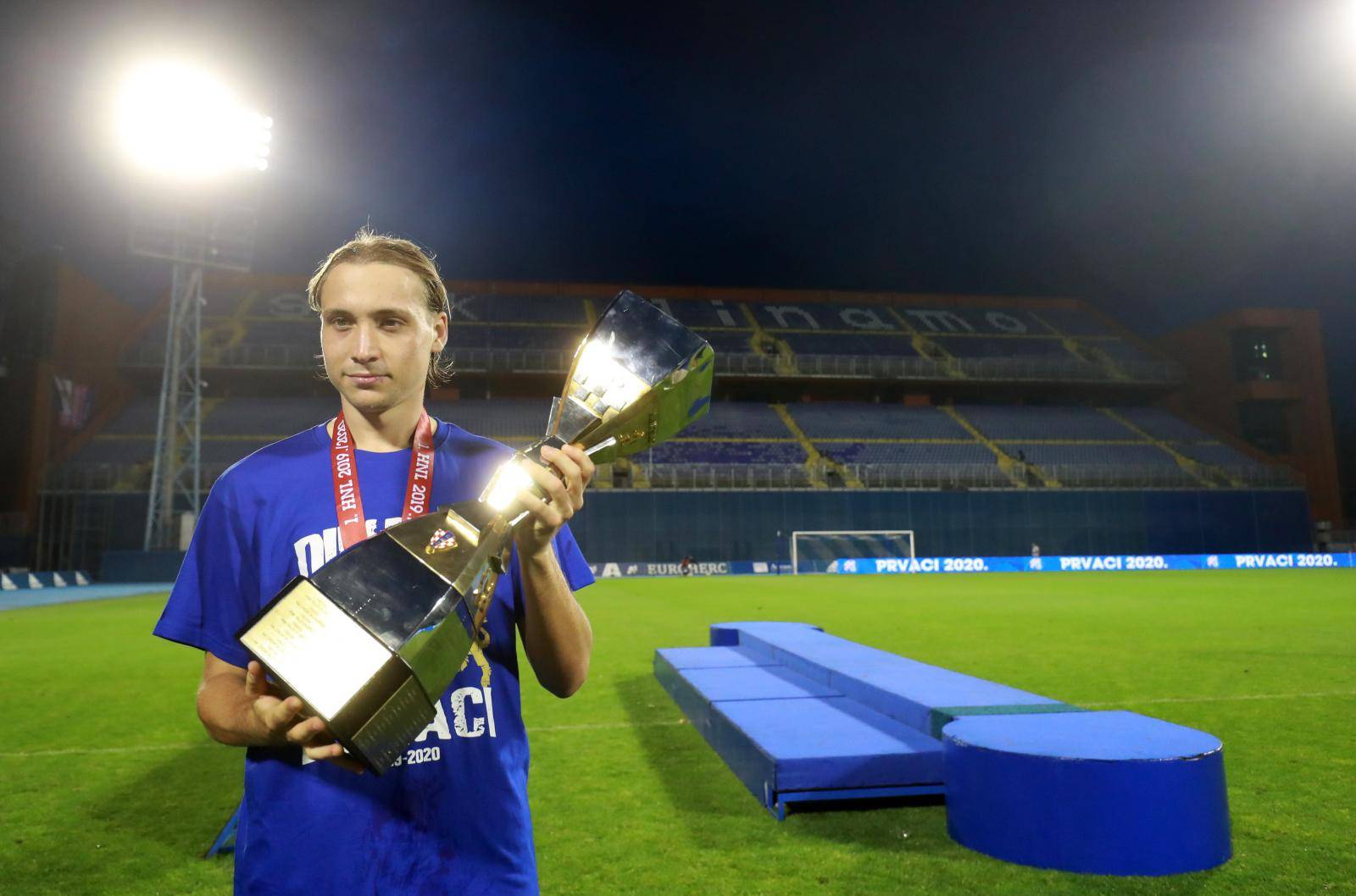 Dinamo na praznom stadionu proslavio naslov prvaka