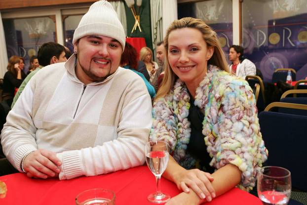 ARHIVA - Severina sa 'Štiklom' osvojila Doru 2006. godine