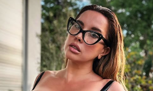 FOTO 'Opasna' Nives podigla Celzijuse novim fotkama: Obline joj skoro ispale iz crne haljinice