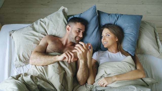 'U braku smo i spavamo u odvojenim sobama više od 20 godina, a seks je bolji no ikad'