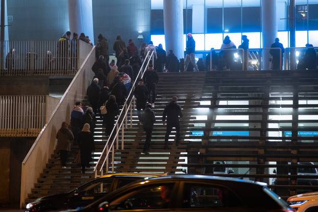 Zagreb: Gužva oko Arena zbog Thompsonovog koncerta