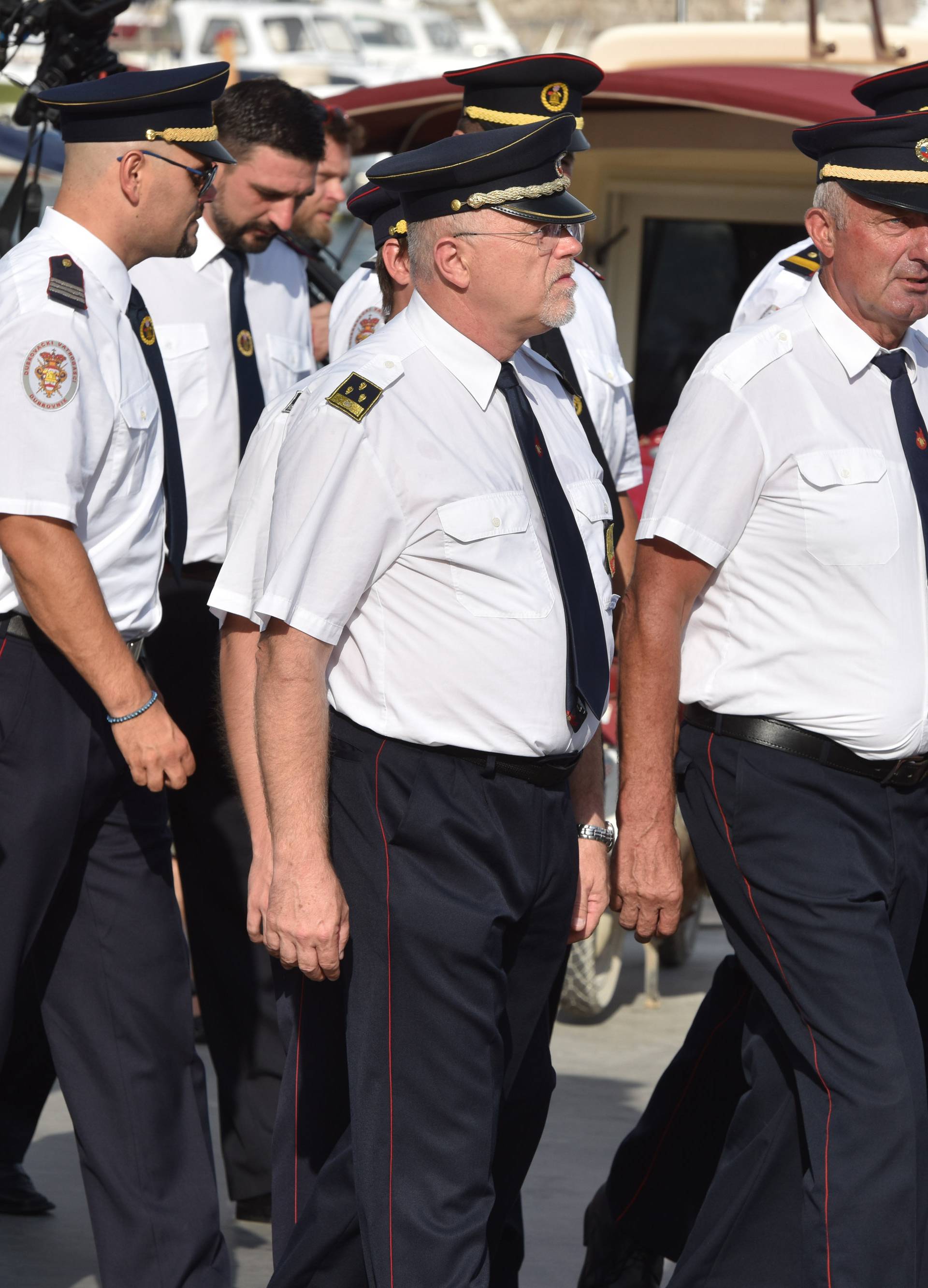 Zbog pritiska i Vodice odustale od puštanja letećih lampiona