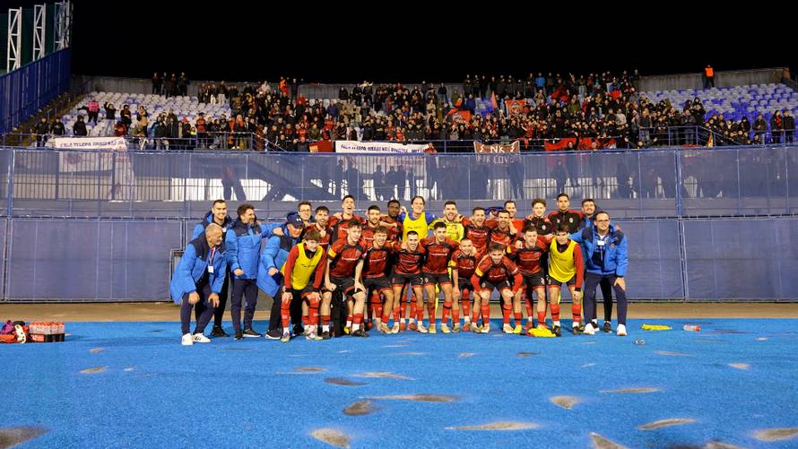 Bili smo s igračima Kurilovca na utakmici s Dinamom: Donosimo govor trenera i detalje iza scene