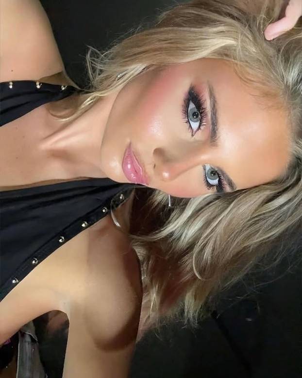 FOTO Izgleda kao Barbika i trpi teške uvrede zbog izgleda, ali ova ljepotica ne ostaje 'dužna'