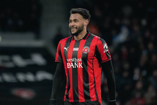 FC Midtjylland v FC K&oslash;benhavn - 3F Superligaen