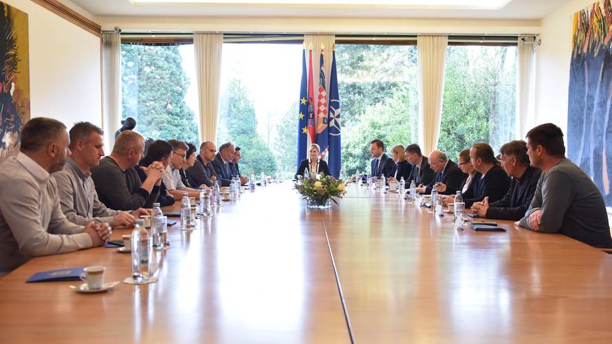 'Predsjednica je obećala da će pričati s premijerom o ovome'