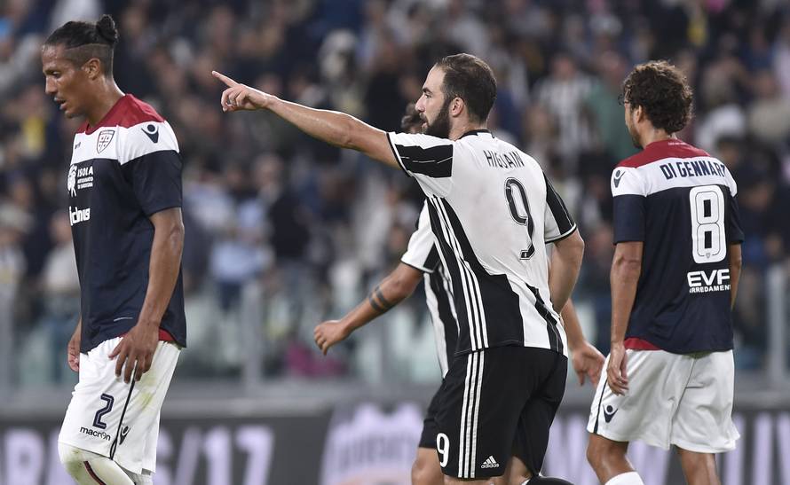 Football Soccer - Juventus v Cagliari - Italian Serie A