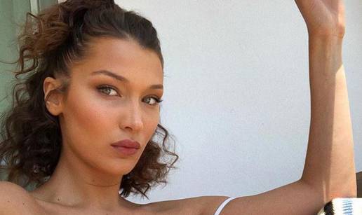 Denim cura: Bella Hadid ima odlične ljetne traper kreacije