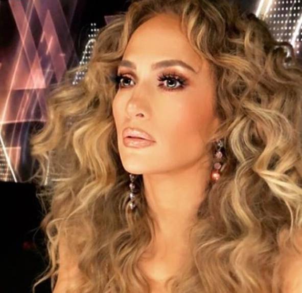 Jennifer Lopez je za reklamu pokazala svoju osiguranu guzu