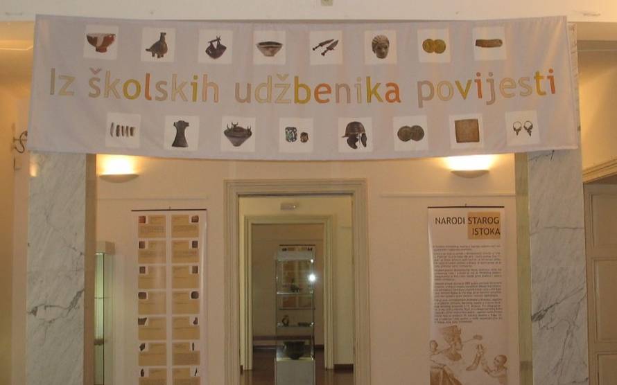 Virtualna Izložba 'Iz školskih udžbenika povijesti - remix'