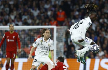 VIDEO Santiago Bernabeu opet skandirao Luki. Pogledajte kako je 'sombrerom' prevario Trenta