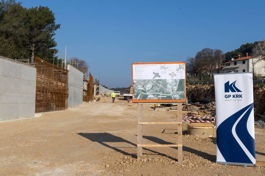 Pula: Ministar Butković obišao je gradilište cesta DC66 i DC75 na dionici Veli vrh-Pula