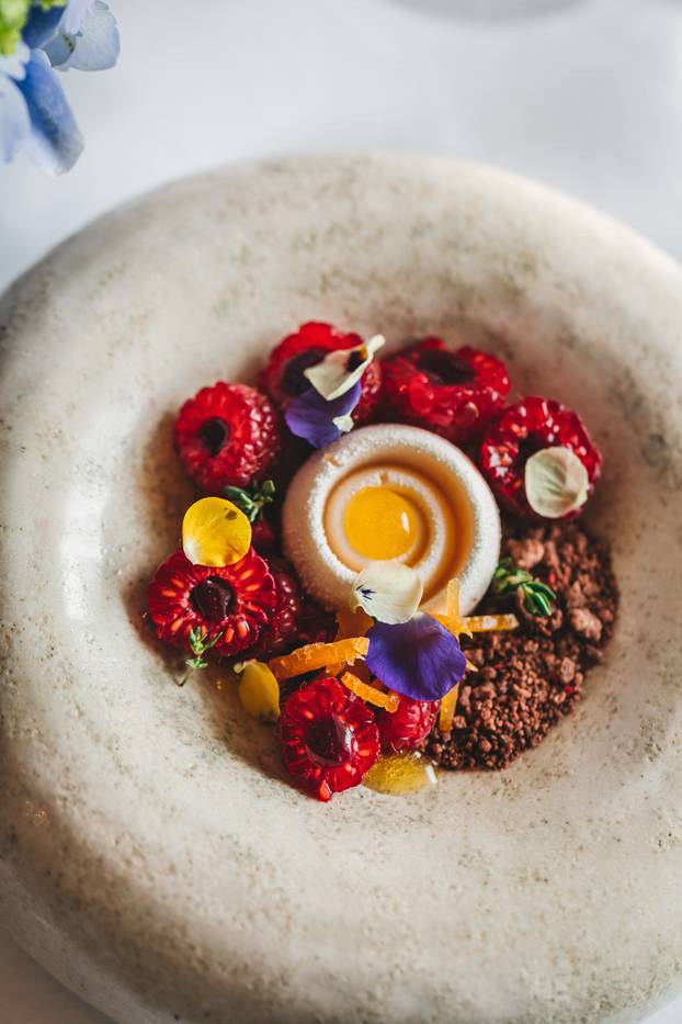 FOTO Zavirite u raskošni ljetni jelovnik restorana u Esplanadi