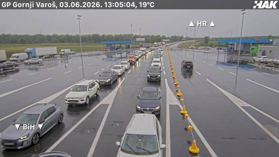 KAOS NA GRANICI Kilometarske kolone na ulazu u Hrvatsku: 'Nisam se pomaknuo 35 sati!'
