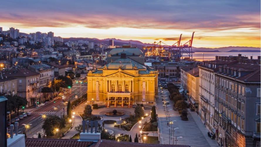 Ni tmurni oblaci Riječane nisu spriječili da uživaju u programu