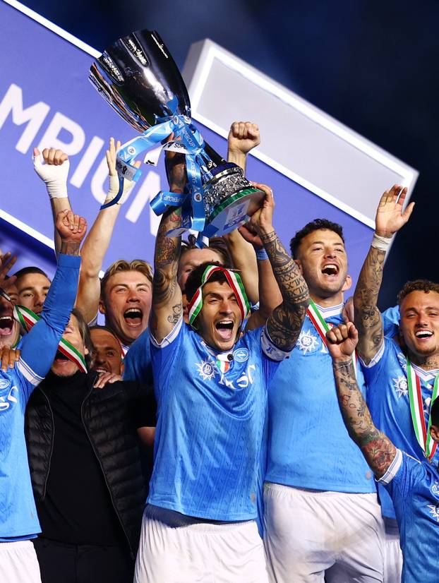 Supercoppa Italiana - Final - Napoli v Bologna