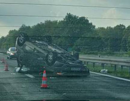Teška nesreća na autocesti kod Ivanić Grada, troje ozlijeđenih