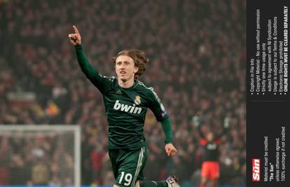 Nezadovoljni United želi još veznjaka: Modrić opet na meti