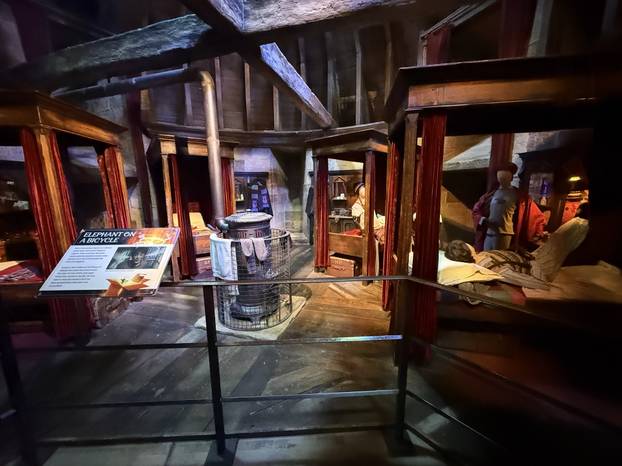 Vodimo vas u studio u kojem se 'rodio' Harry Potter: Pogledajte kako izgleda taj čarobni svijet