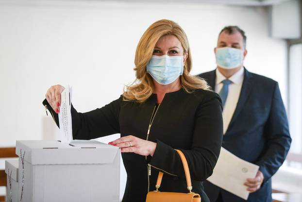 Kolinda i Jakov ispunili listiće