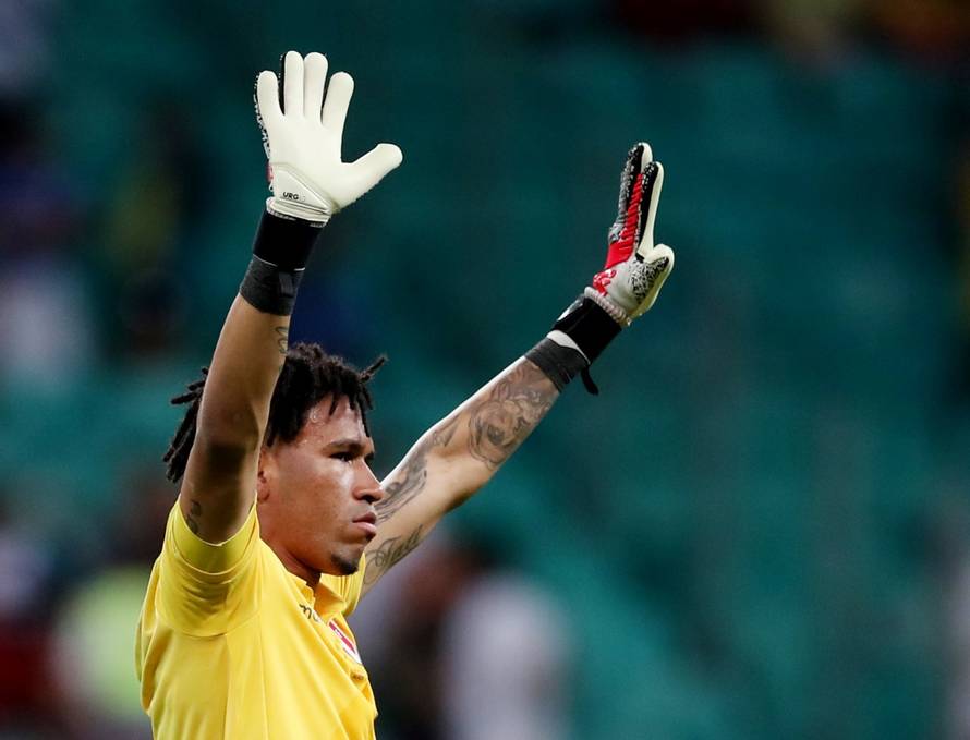 Suárez tragičar Urugvaja: Peru senzacionalni polufinalist Cope