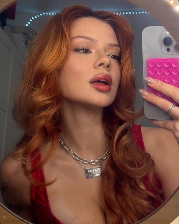 FOTO Najpoznatija Hrvatica na TikToku zaručila se za srpskog košarkaša. Pogledajte reakciju