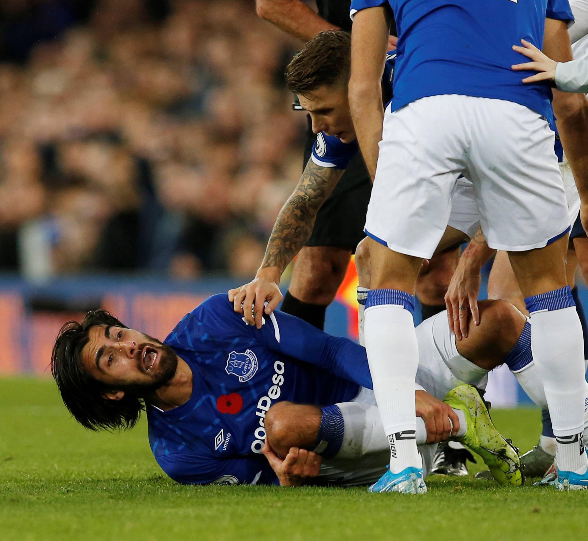 Premier League - Everton v Tottenham Hotspur