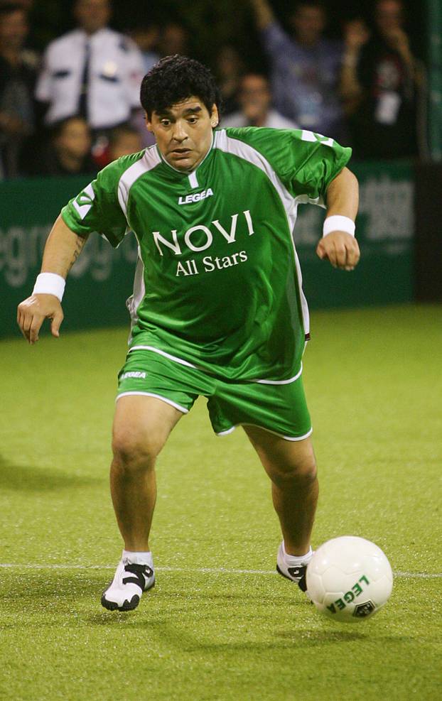 25.11.2020. Umro je veliki Diego Armando Maradona