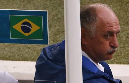 Neymarov menadžer oštro na Scolarija: On je stara budala