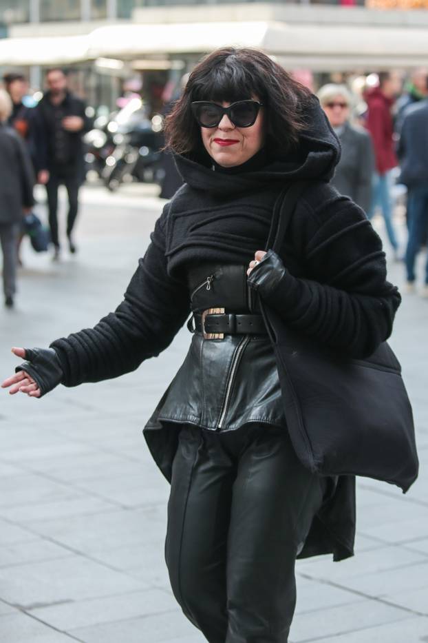 Zagreb: Mirela Holy prošetala subotnjom špicom