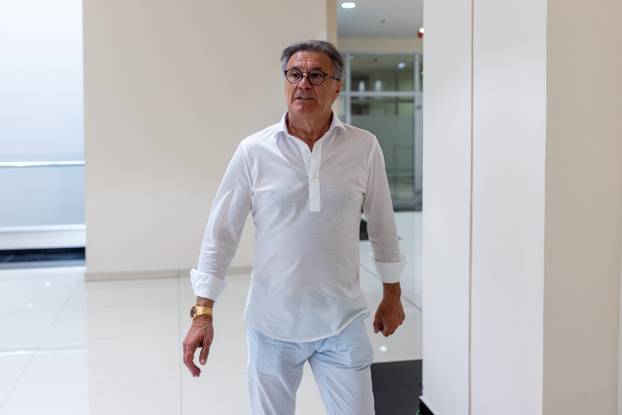 Mostar: Zdravko Mamić stigao na najvaljenu konferenciju za medije