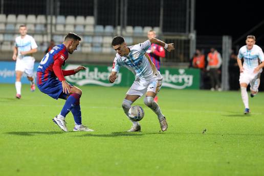 Rijeka - Hajduk 0-0: Bez golova i pobjednika u Jadranskom derbiju! 'Bijeli' ostaju na vrhu