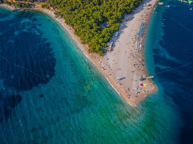 Fotografije iz zraka plaže Zlatni rat koja je promijenila svoj oblik