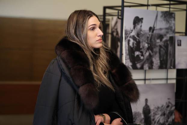 Vukovar: Otvorenje multimedijalne izložbe ratne fotografije "Vukovar 91"