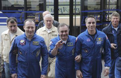 Opet na Zemlji: Astronauti se vratili s ISS-a nakon 166 dana